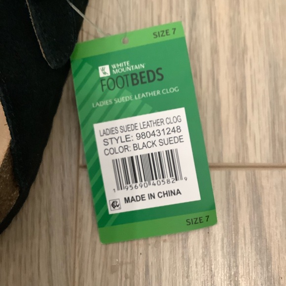 White Mountain ladies black suede leather clog❤️❤️❤️❤️ - Picture 13 of 15